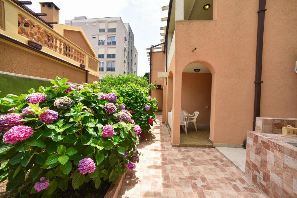 Mg Apartments And Rooms 布德瓦 外观 照片