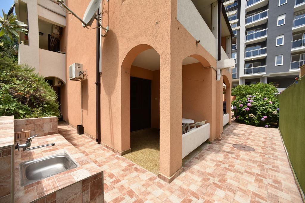 Mg Apartments And Rooms 布德瓦 外观 照片